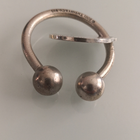 Key 🗝️🔐 Ring Tiffany 💖 2001Round Tag Key Ring - Picture 6 of 6